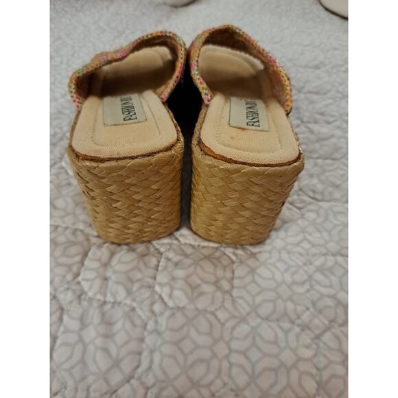 Women's Fashion Bug Chunk Sandals Size 7 - Picture 3 of 12
